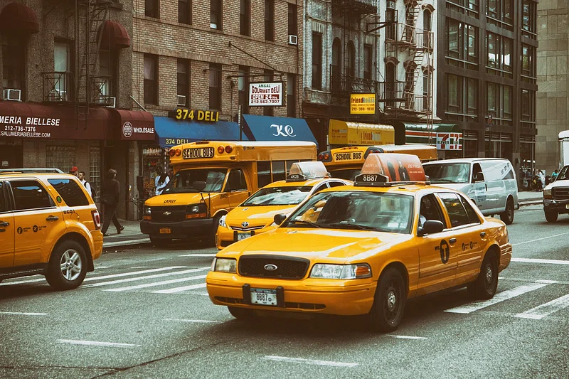 What to Expect from a Safe Taxi Ride